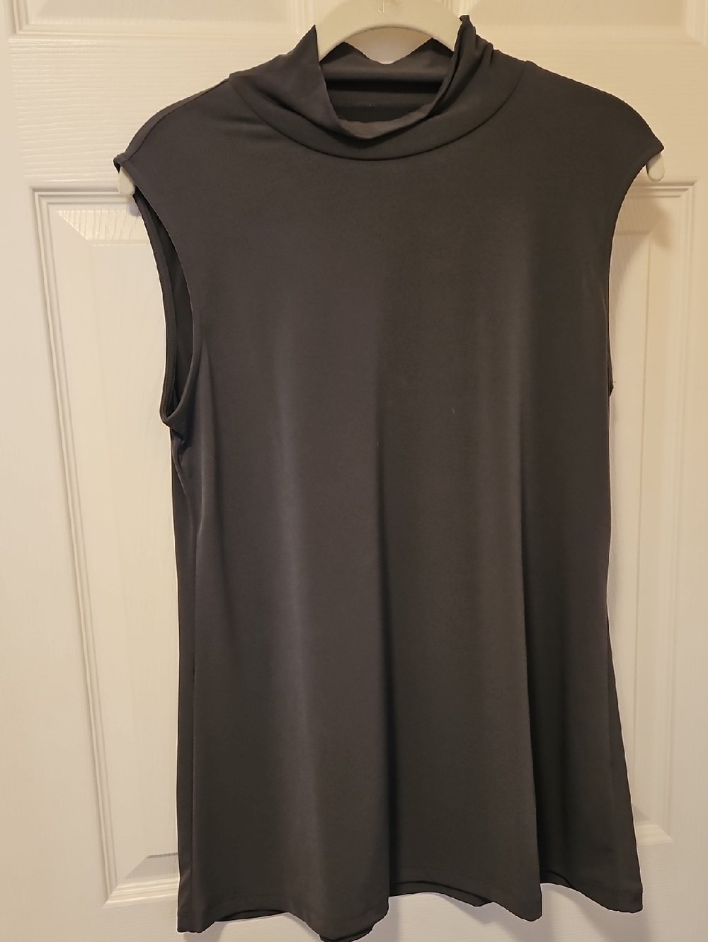 Susan Graver Sleeveless Mock Neck Women's Top - Charcoal